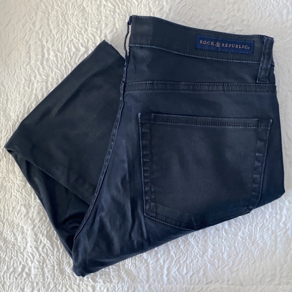 Rock & Republic Berlin Mid Rise Skinny Jean - Picture 3 of 14